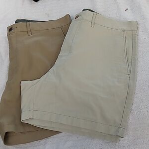 J. Crew Men's Tan and Cream Flat Front Shorts